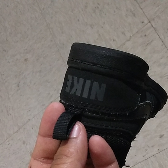 NikeCourt Borough Mid size:9C - Picture 9 of 15